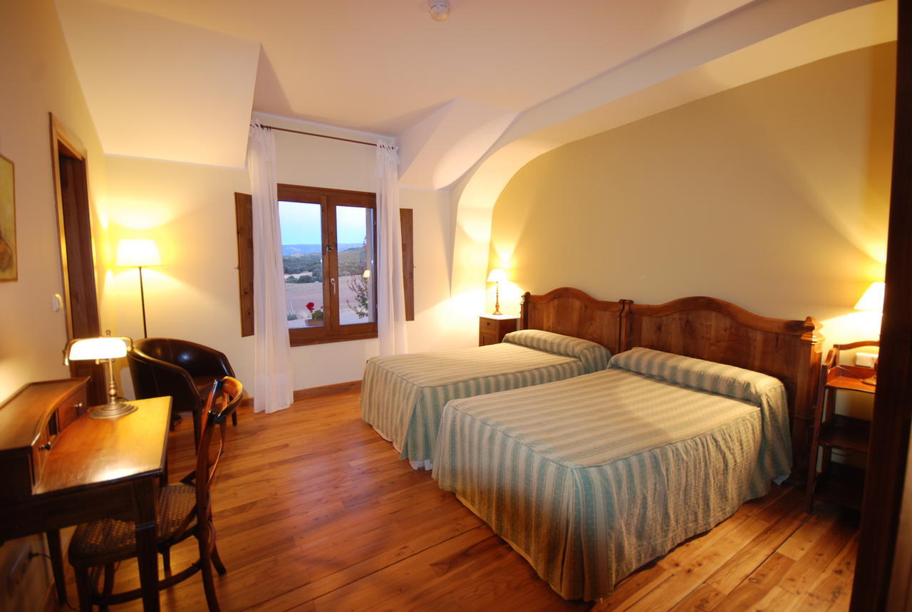 Hotel Del Verde Al Amarillo Пеньясрубьяс-де-Пирон Экстерьер фото