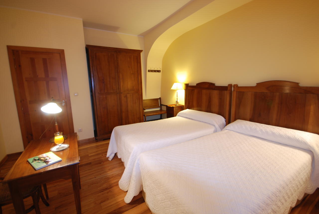 Hotel Del Verde Al Amarillo Пеньясрубьяс-де-Пирон Экстерьер фото
