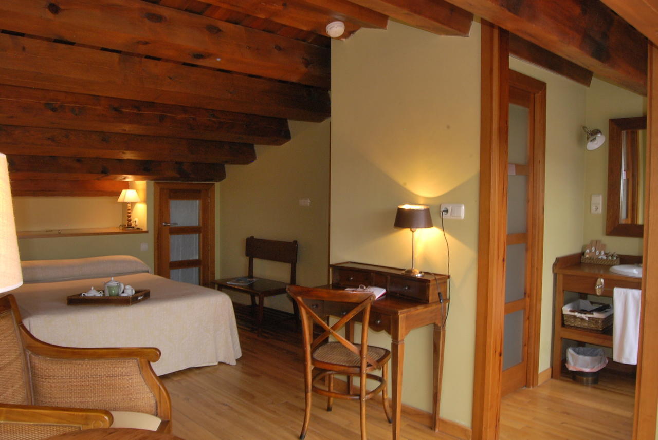 Hotel Del Verde Al Amarillo Пеньясрубьяс-де-Пирон Экстерьер фото